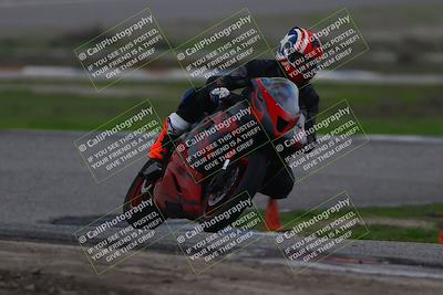 media/Nov-30-2025-TrackDaz (Sun) [[d8b22663df]]/B Group/Session 2 (Sunset)/